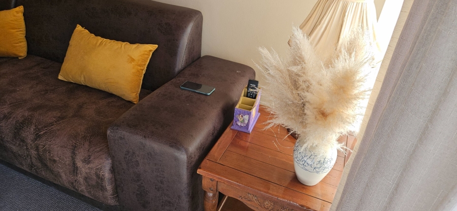2 Bedroom Property for Sale in Pellissier Free State